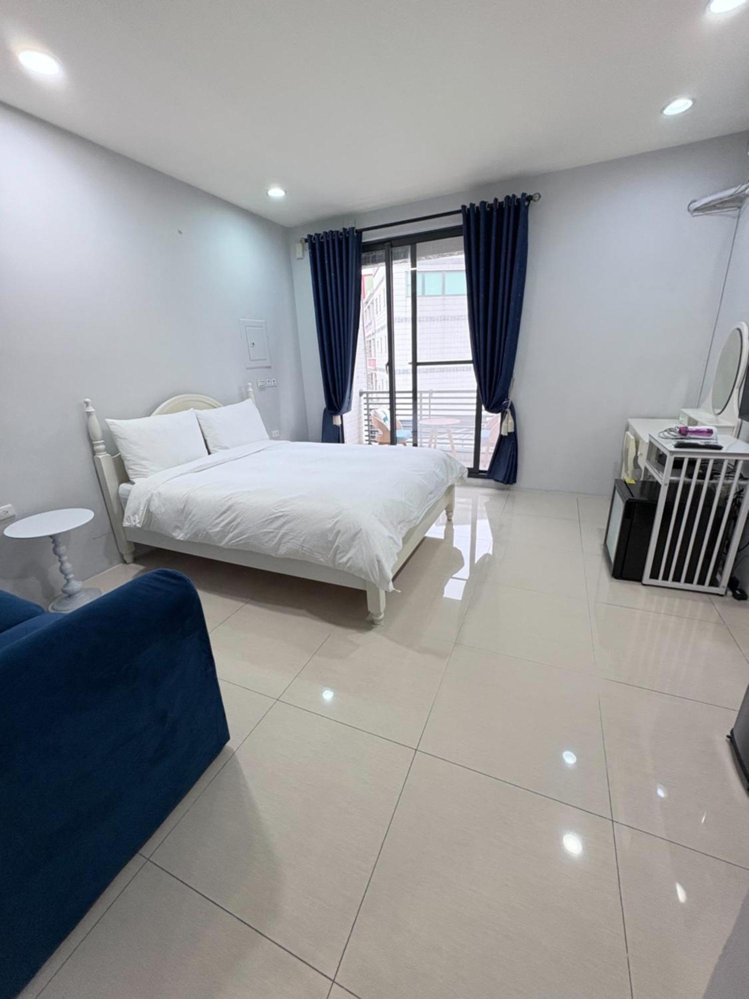 Kaohsiung Raifong Corner Homestay エクステリア 写真