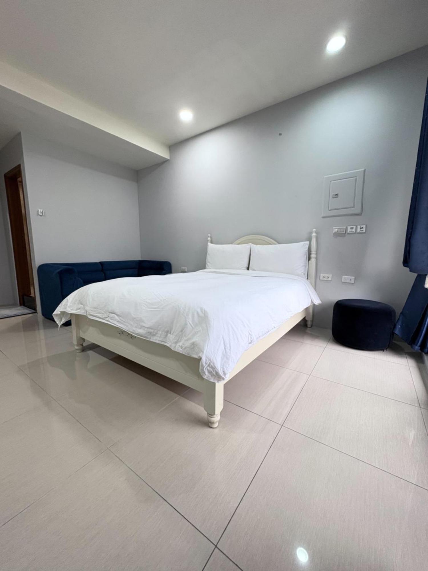 Kaohsiung Raifong Corner Homestay エクステリア 写真